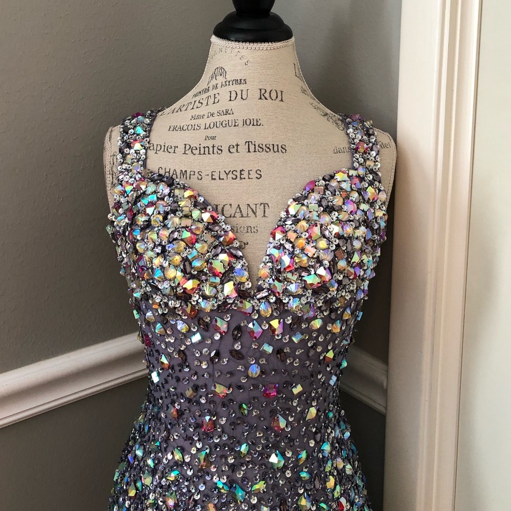 NEW JASZ COUTURE SZ 2 PERIWINKLE JEWELED NETTED ILLUSION FORMAL EVENING GOWN - Picture 3 of 14